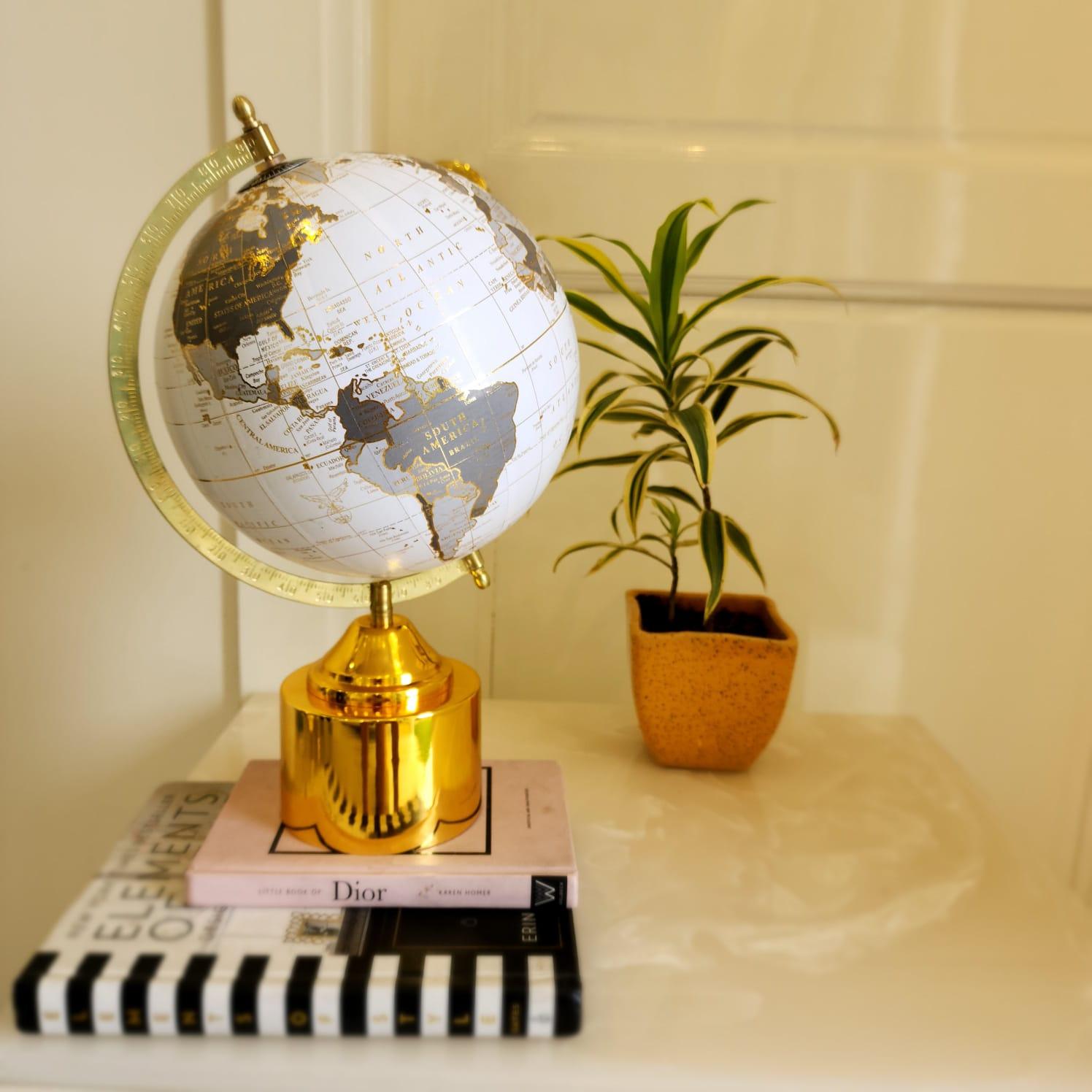 Panama Laminated White Grey Globe